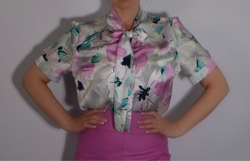 Satin Bluse