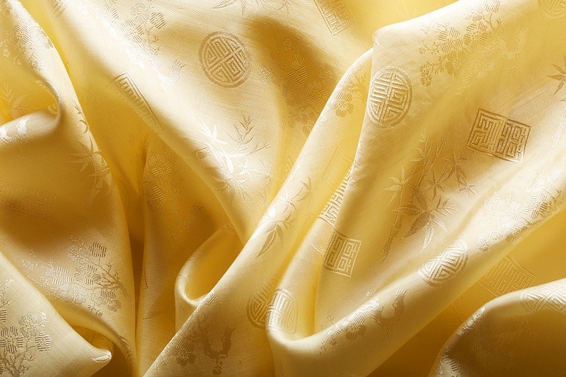 Vietnamese Broché - Vanilla Cream