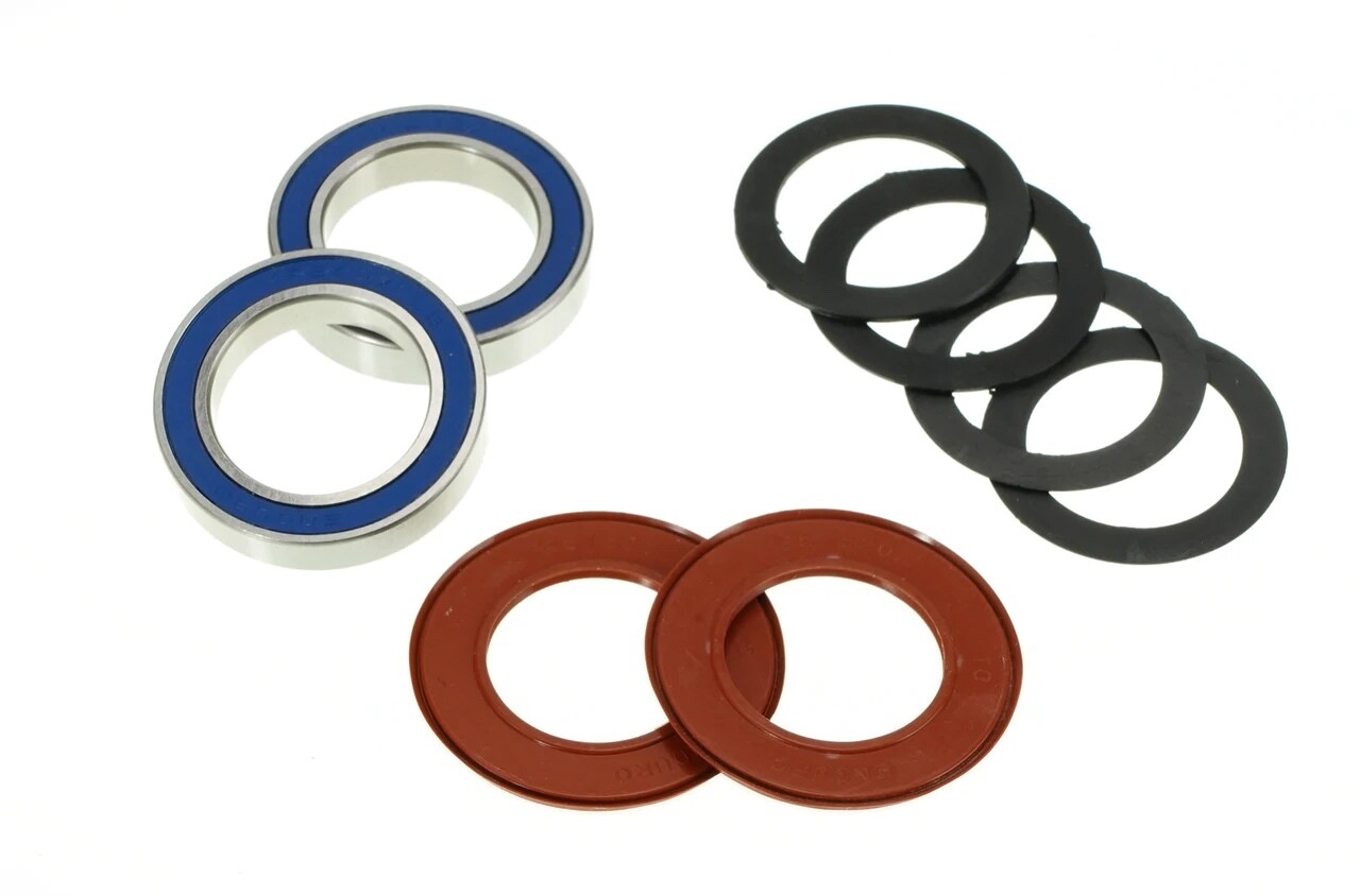 Enduro BK-5418 - ABEC-3 Bottom Bracket Bearing Kit for Shimano 24mm cranksets and Trek BB90/95 framesets