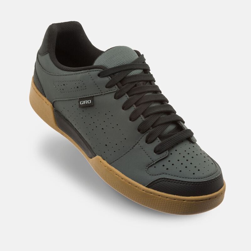 Giro Jacket II MTB Cycling Shoe- Dark Shadow/Gum