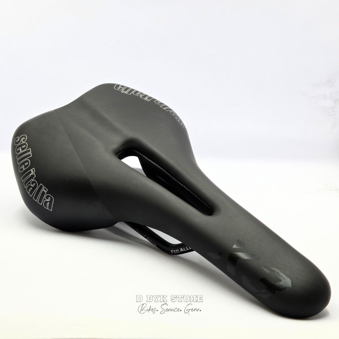 Selle Italia X3 Flow Saddle - Black