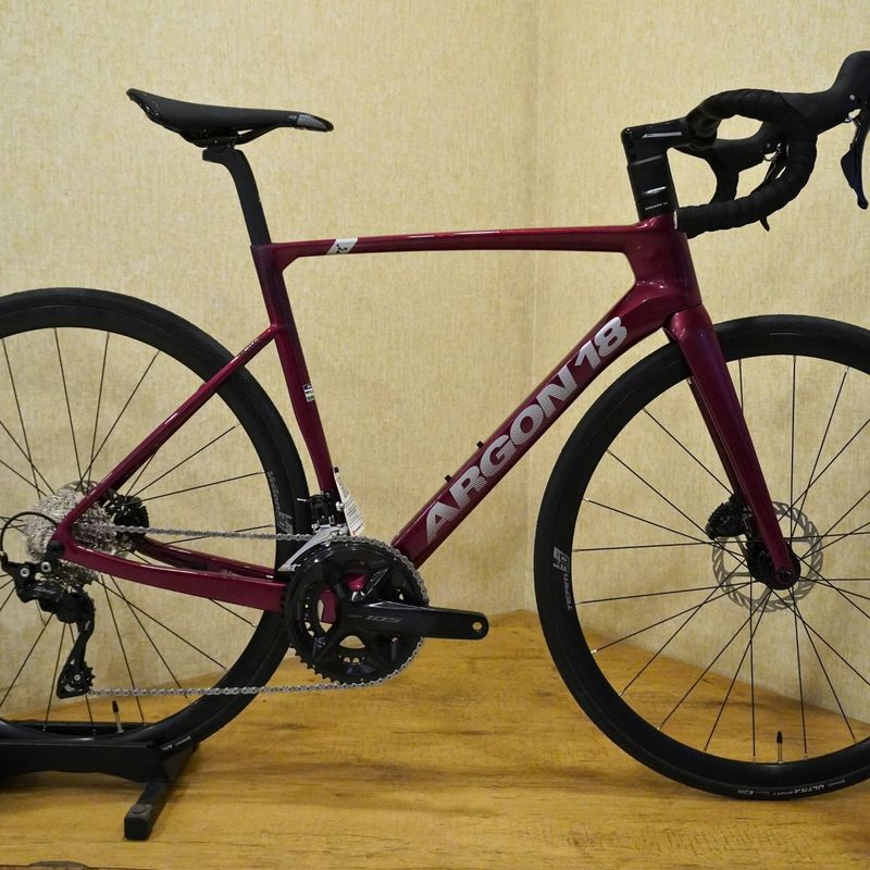 Argon 18 SUM - Race Day Red Gloss