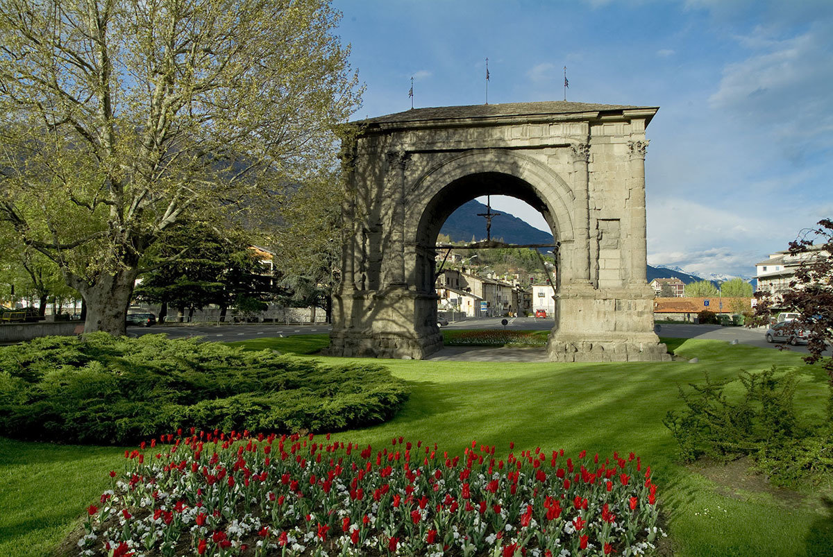 Arco d'Augusto Aosta