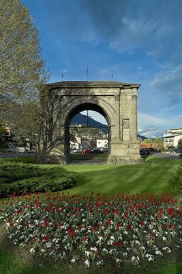 Arco d&#39;Augusto Aosta