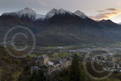 castello di Quart al tramonto
