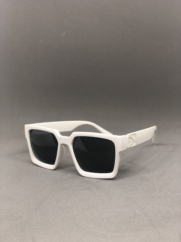 Lavymarks Unisex Square Sunglasses, White Frame. Pack Of 1 With Hard Black Case 
