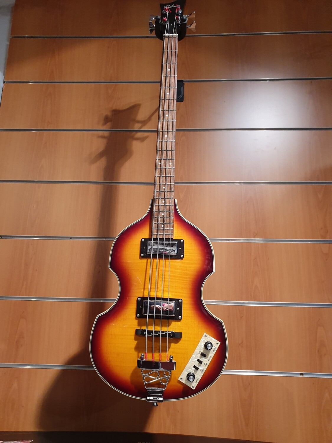 Tokai Violin Bass VB62 Vintage Sunburst - Hofner Type VB62-VS