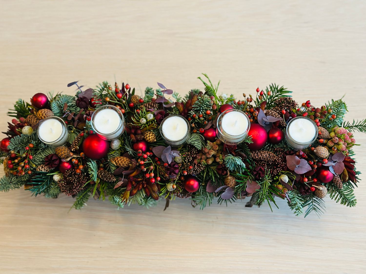 Tafelstuk kerstsfeer met theelichtjes