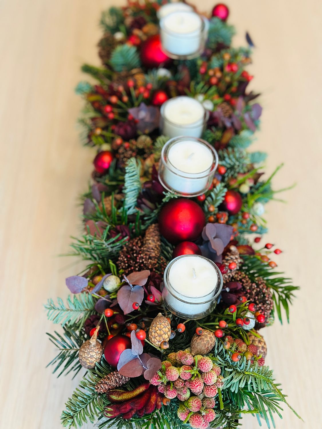 Tafelstuk kerstsfeer met theelichtjes