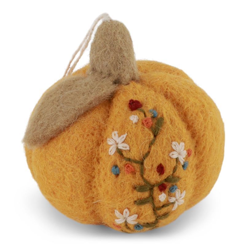 Vilten pompoen met bloemen