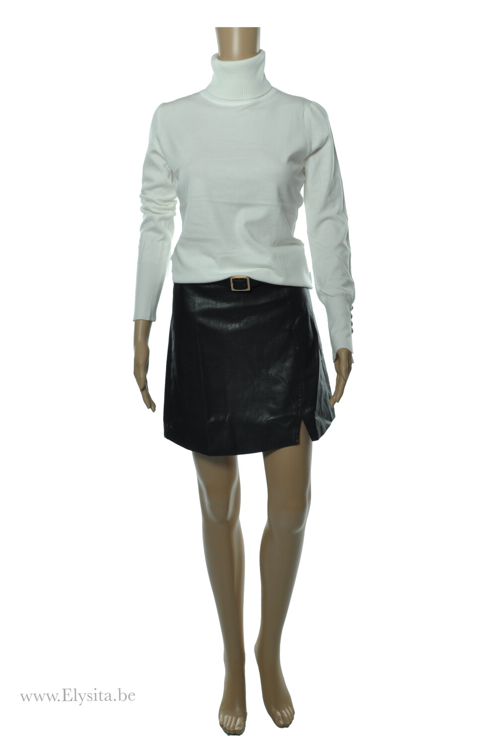 Rolkraagtrui met sierknopen / Wit