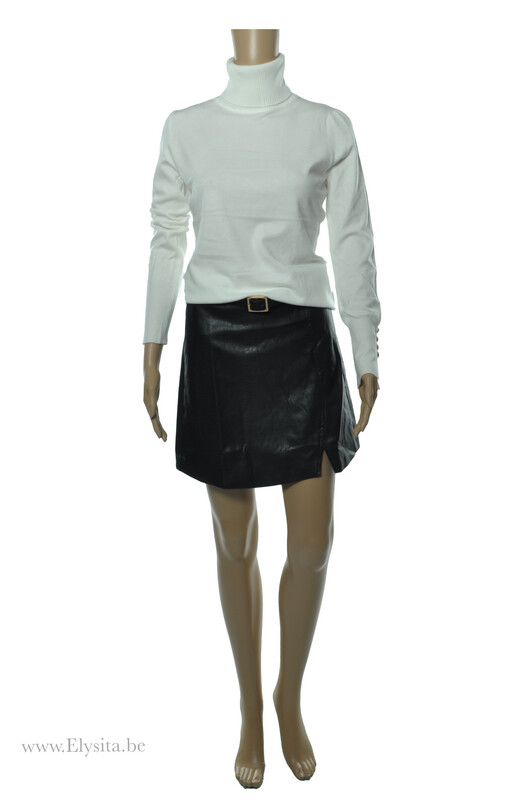 Rolkraagtrui met sierknopen / Wit