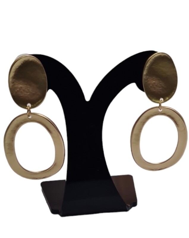 Goudkleurig ovaal oorbel