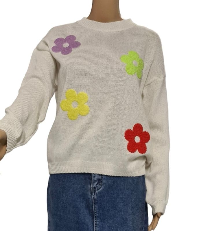 Witte trui met bloemen