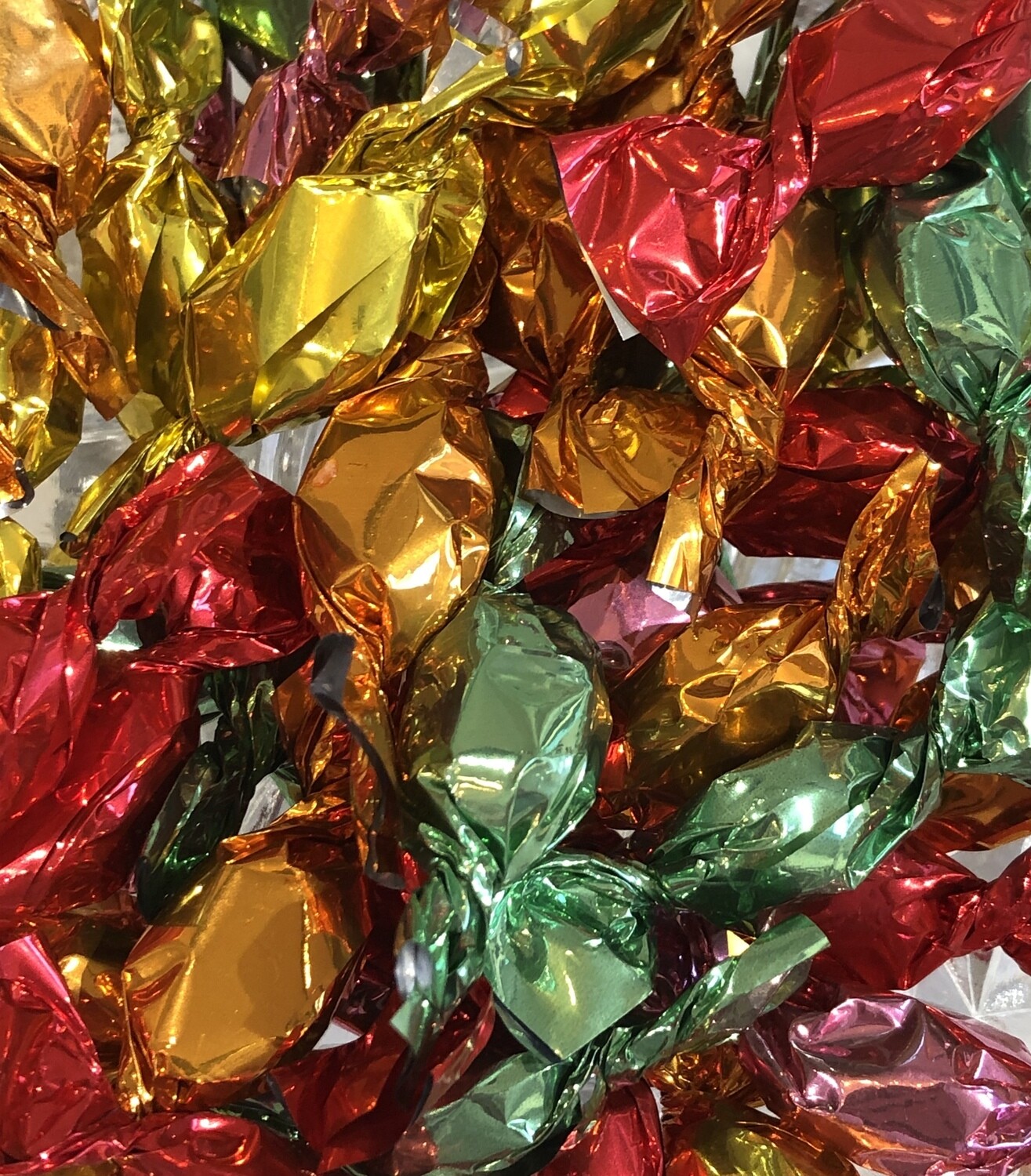 Sour fruit sweets