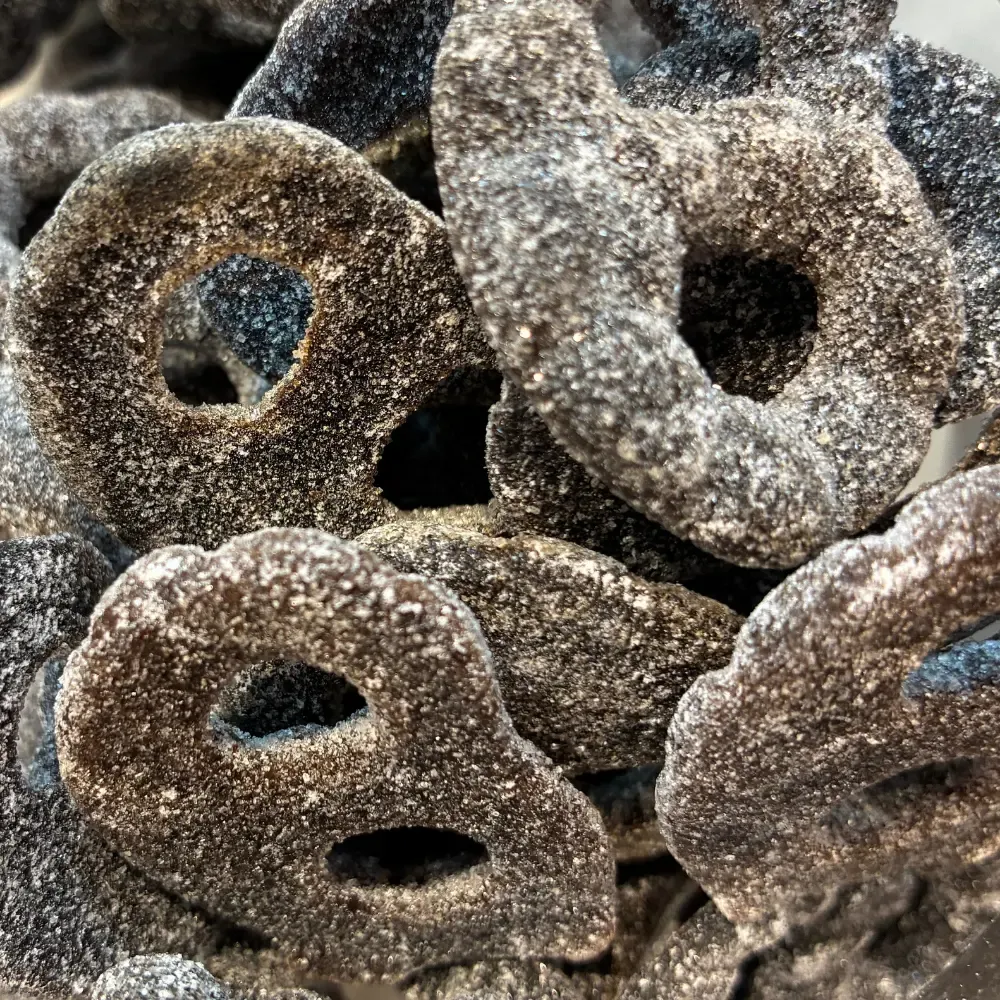 Temmerman sweet liquorice pretzels, black soft liquorice sweets shaped like a pretzel