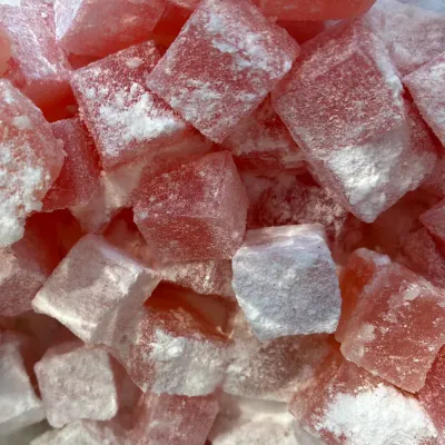 Temmerman pomegranate Turkish delight, red squares with pomegranate flavour and icing sugar
