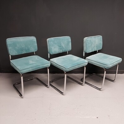 Design Dining room chairs Rib & Blue with Chrome base 6 pieces.