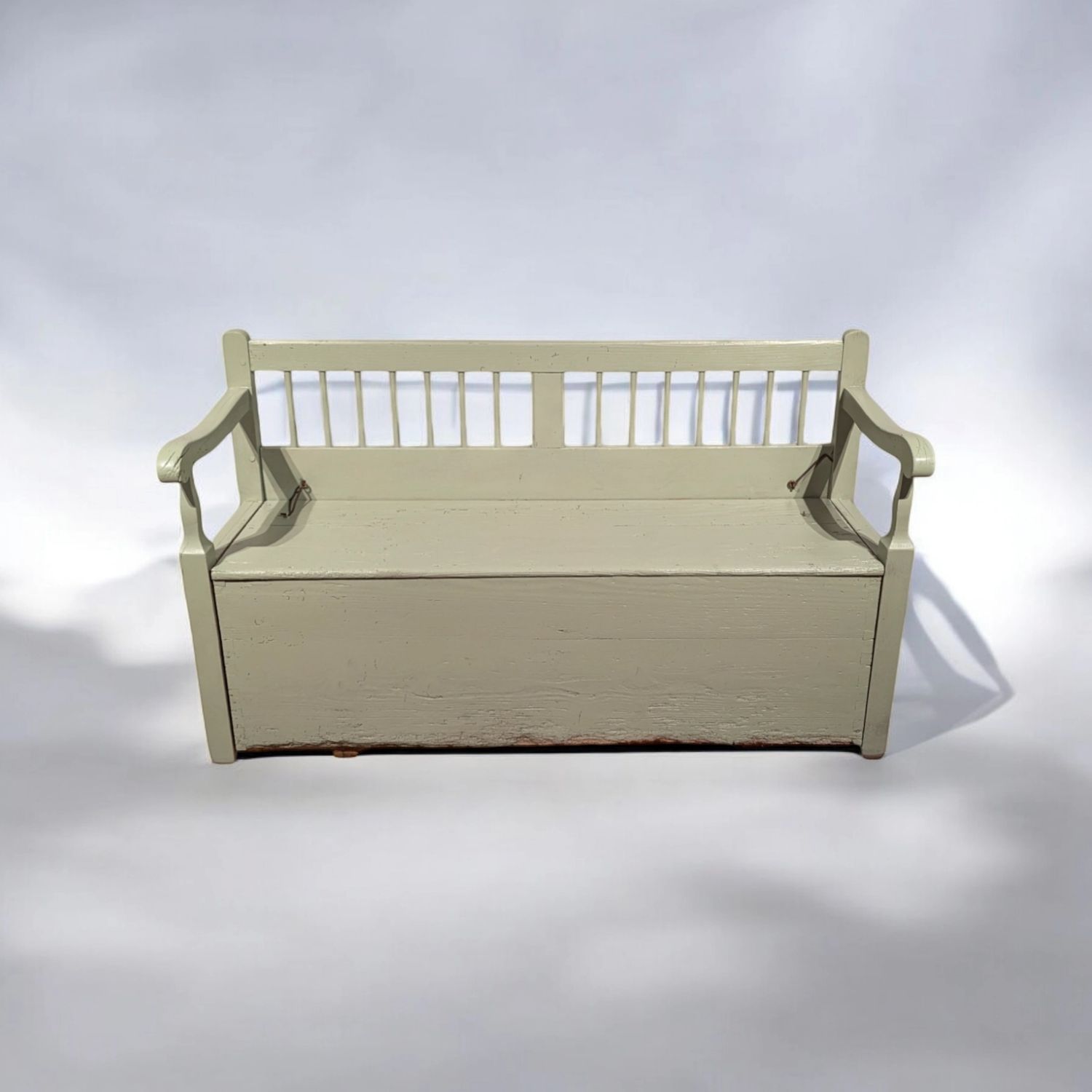 Antique Hungarian Storage Bench – Rustic Design, H 217 x W 204 x D 54 cm