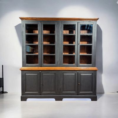 Mattschwarzes Teak-Sideboard – Geräumige und stilvolle Vitrine für Wohnzimmer und Küche – Möbelgeschäft für etwas anderes in Goirle bei Tilburg