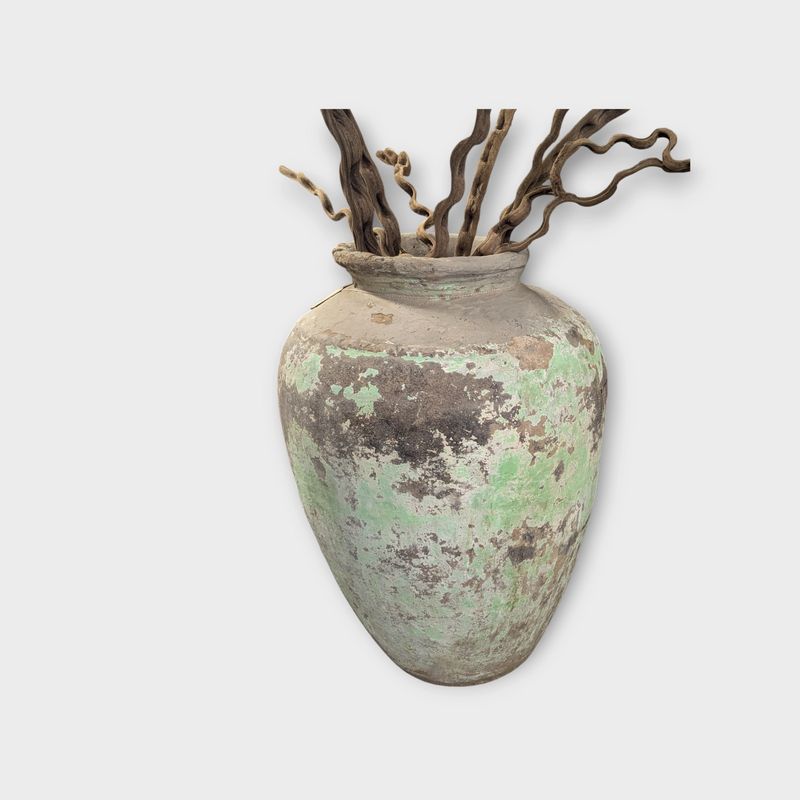 Betonnen Pot – Oude Kruik met Groene Patina – Landelijke & Stoere Eyecatcher