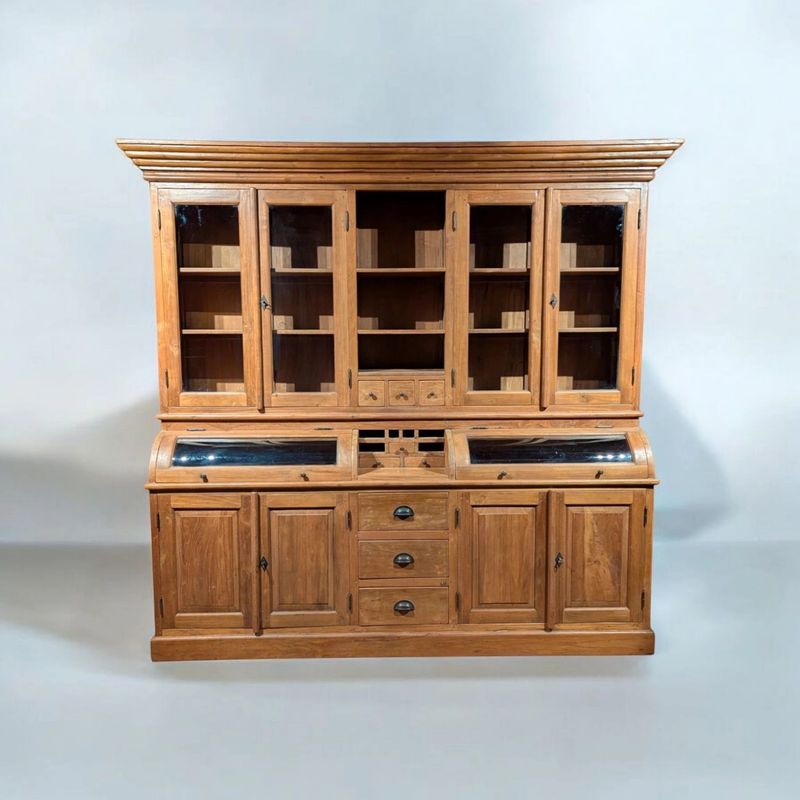 Grutterskast teak met bolglazen kleppen - landelijke buffetkast 242 cm Grutterskast van teakhout met bolglazen kleppen – unieke landelijke buffetkast. Woonwinkel ff iets anders in Goirle - Tilburg