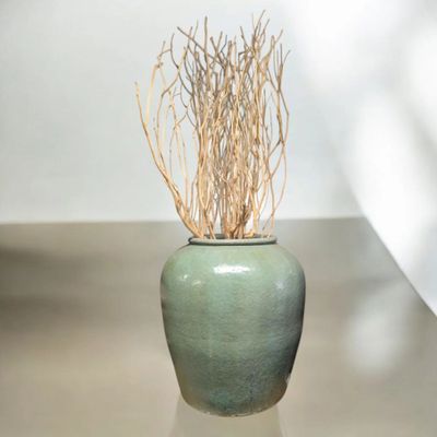 Antieke terracotta pot van keramiek - unieke vintage vaas
