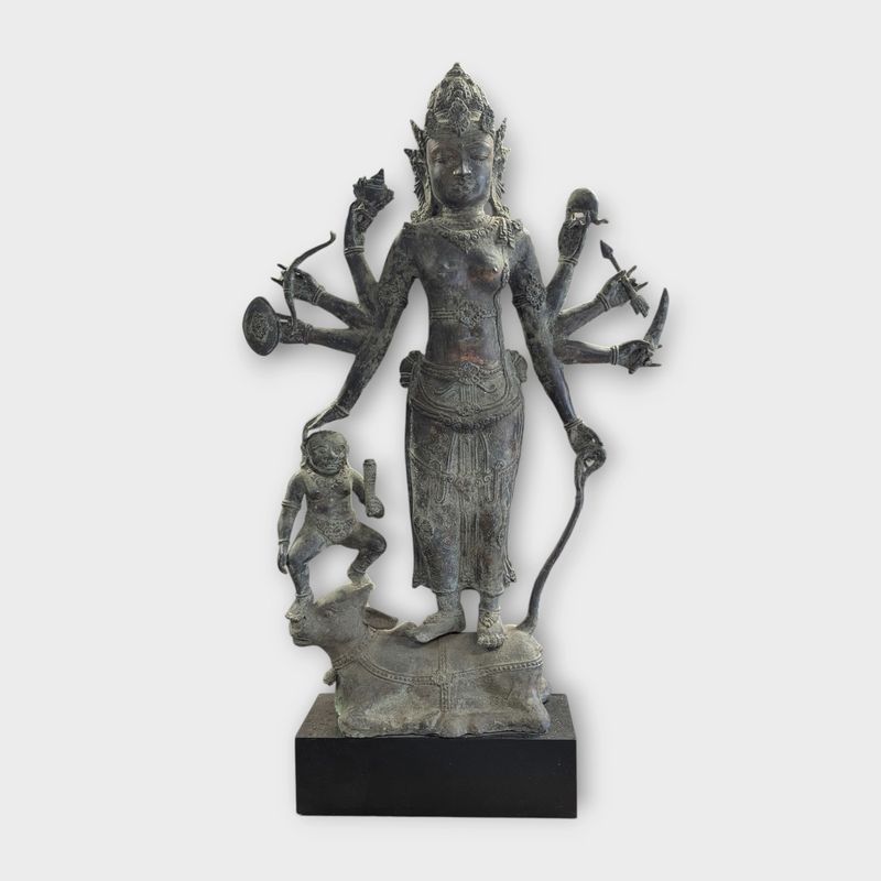Groot bronzen beeld Durga Mahishasura Mardini – handgemaakt India – 95 cm hoog