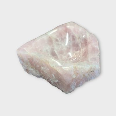 Grote Rozenkwarts Schaal – Handgekerfd Basin van Natuurlijke Edelsteen