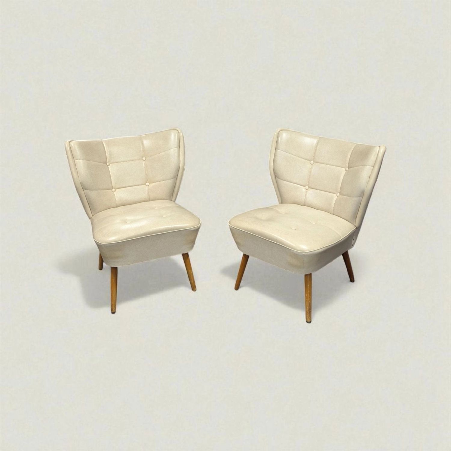 Fauteuils kalfsleer vintage stijl – Set van 2 comfortabele stoelen (H 71 x B 64 x ZH 42 cm)