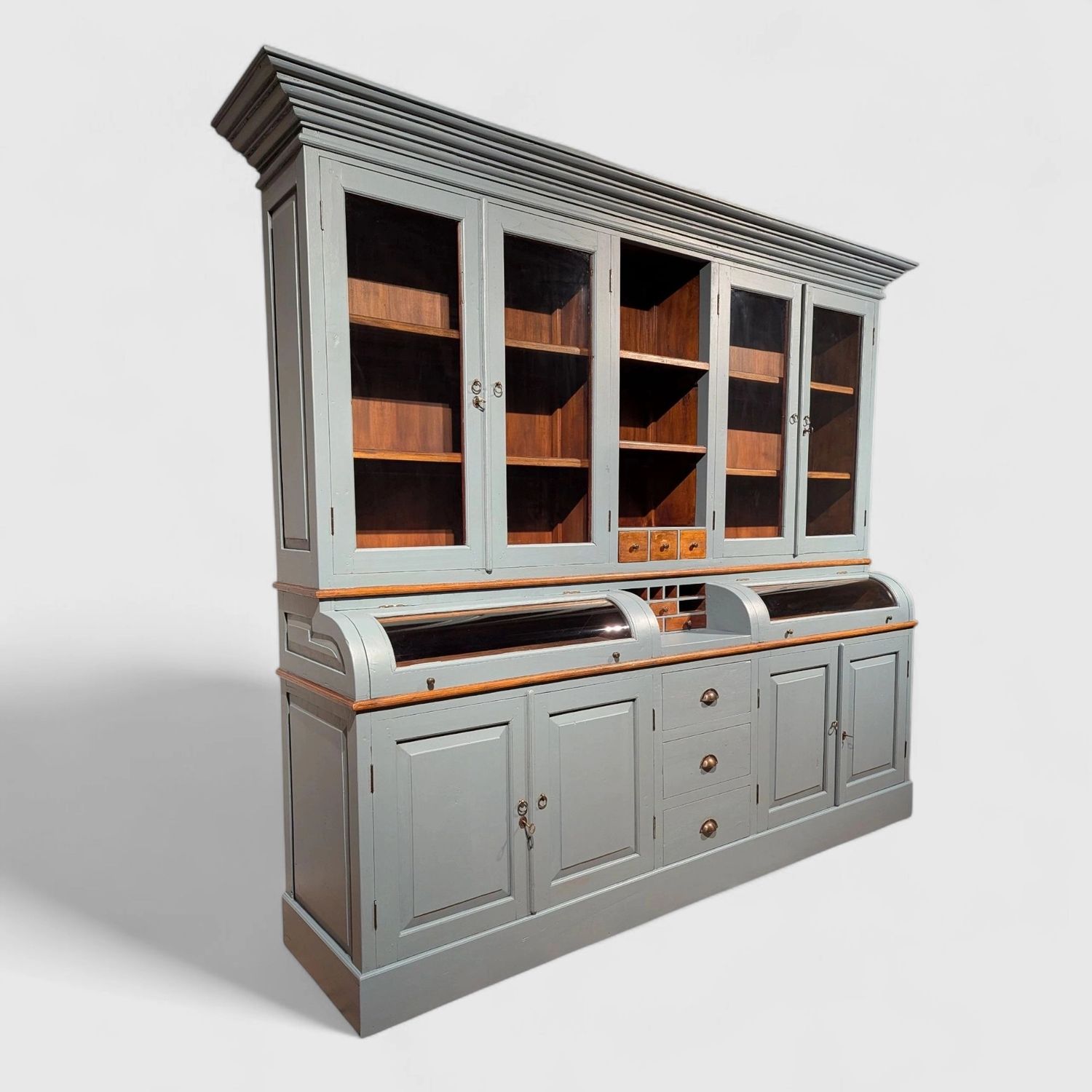 Grutterskast grijsblauw teakhout – Buffetkast H 222 x B 257 x D 55 cm