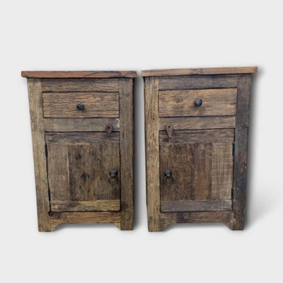 Nachtkastjes Set van 2 – Gerecycled Oud Wagonhout met Lade en Deurtje – H 65 x B 43 x D 30
