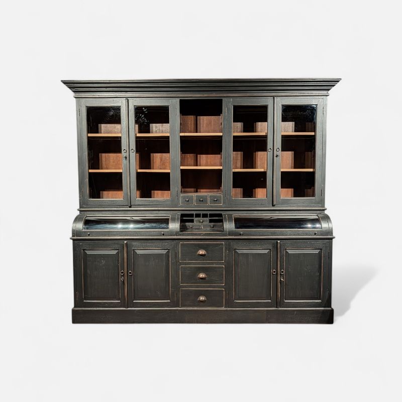 Grutterskast Teakhout Landelijke Stijl – Mat Zwart met Bolglazen Kleppen – 220×253×55 cm