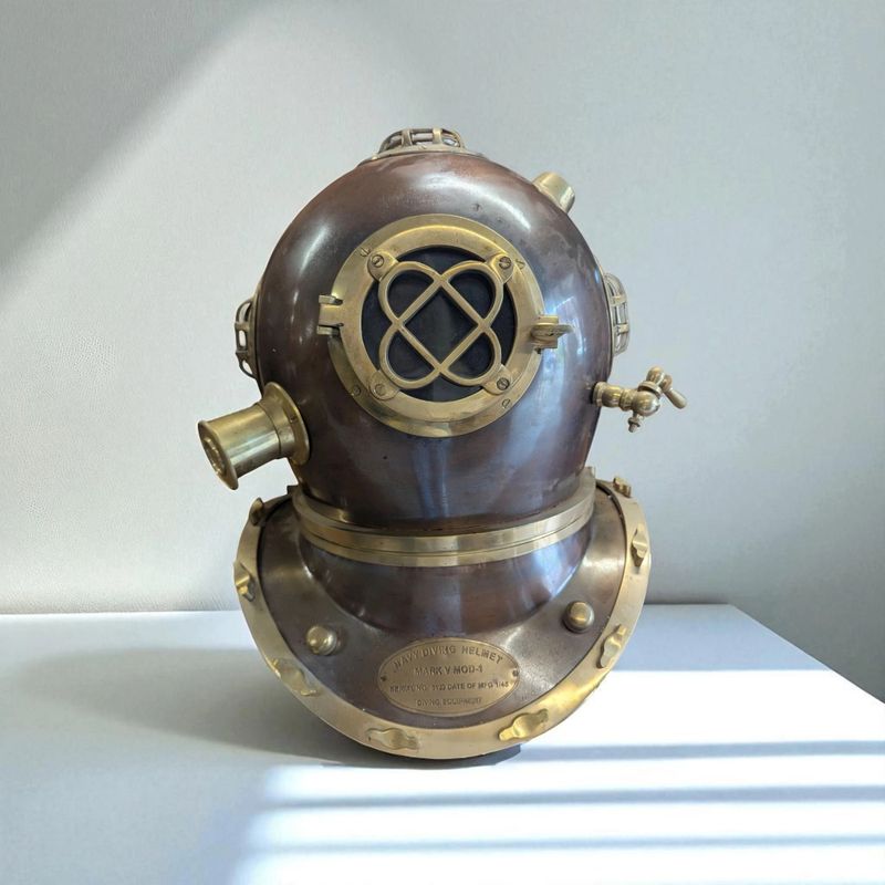 Replica U.S. Navy Mark V Duikhelm – Koperen duikershelm H 40 x B 35 x D 35 Replica U.S. Navy Mark V Duikhelm – Koperen duikershelm H 40 x B 35 x D 35