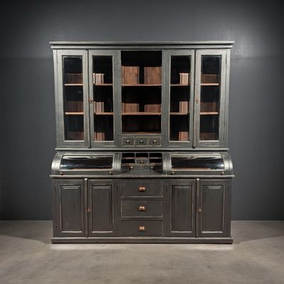 Grutterskast teakhout landelijk – bolglazen kleppen – H 207 x B 192 x D 57