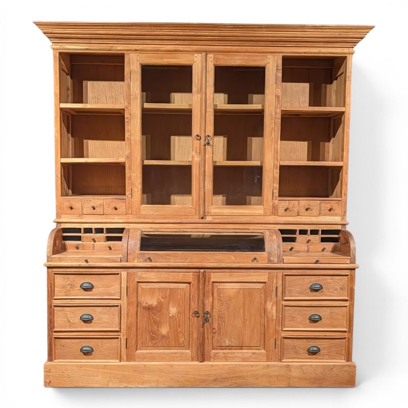 Grutterskast massief teakhout – buffetkast – restyling naar wens – 217 x 203 cm Grutterskast massief teakhout – buffetkast – restyling naar wens – 217 x 203 cm