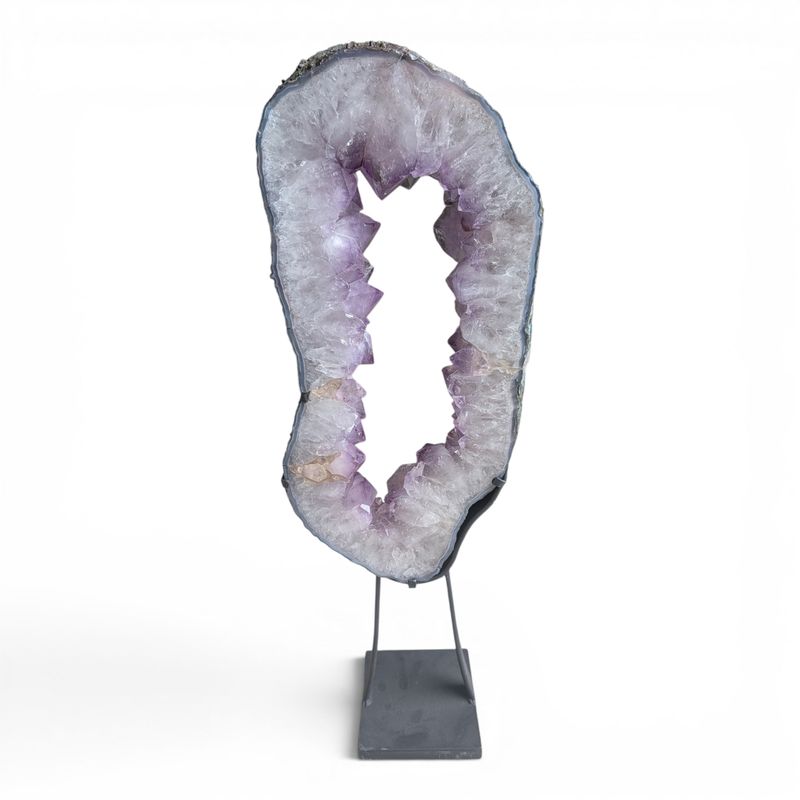 Grote Amethist op Standaard 76 cm – Paarse Edelsteen Decoratie