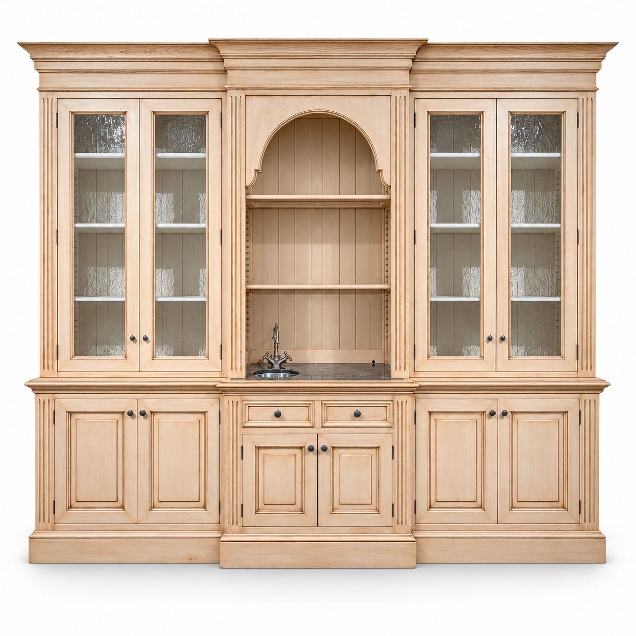 Buffetkast met kraan en spoelbak 306 cm – handgemaakt, extra hoog, landelijk en brocante, met verlichting en Frans handgetrokken glas