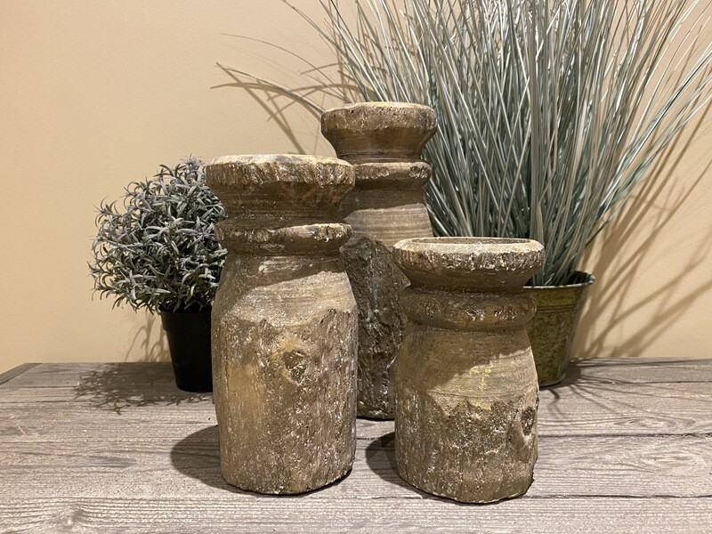 Kandelaar steen
9x9x15cm kl
9x9x20cm m
9x9x25cm gr