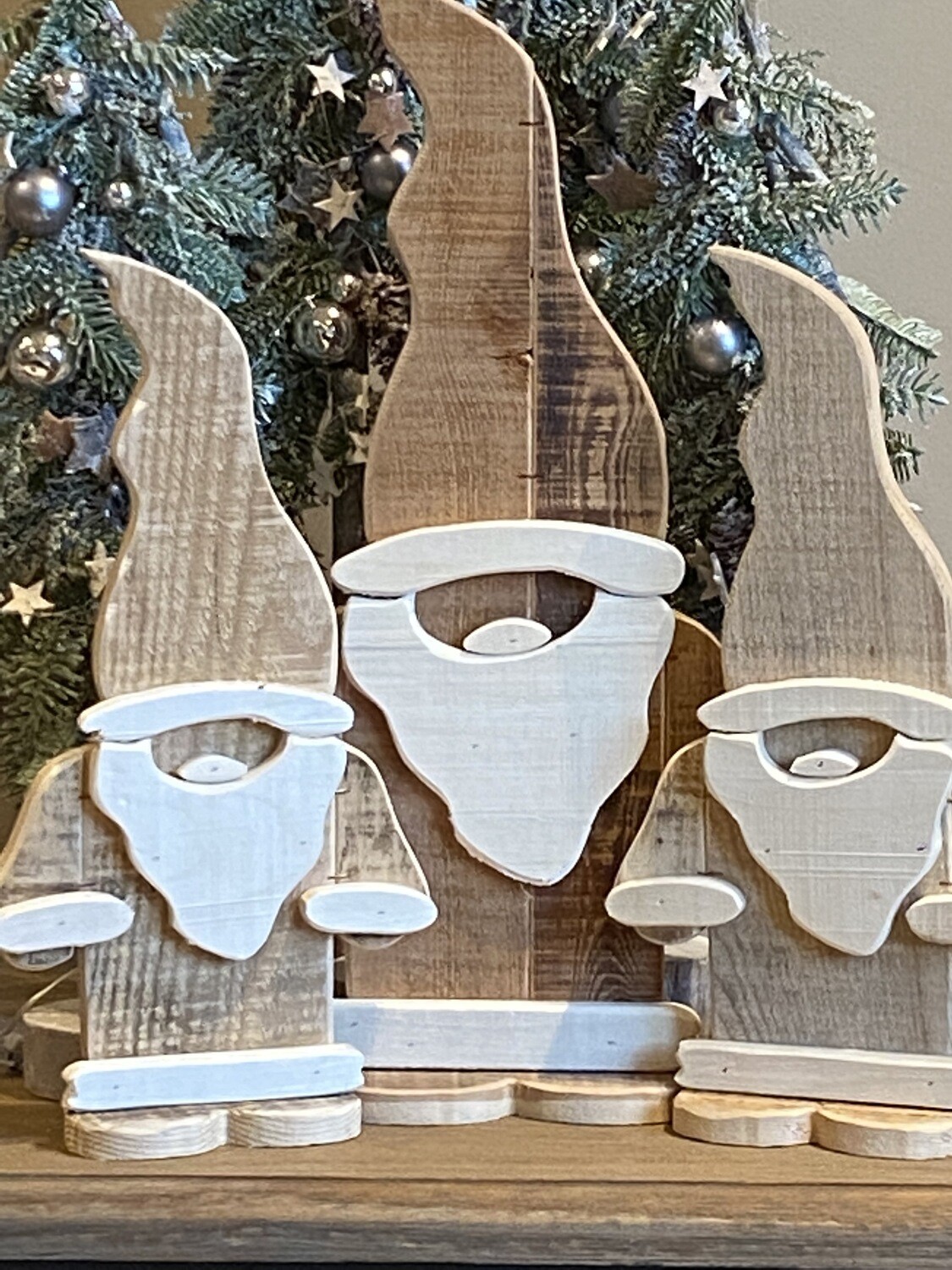 Kerstman hout
21x21x38cm