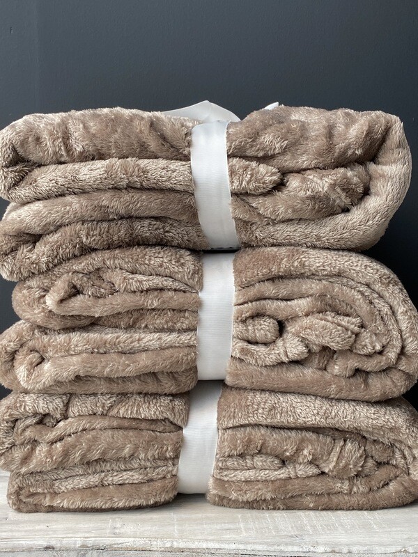 Dekentje taupe 150x200