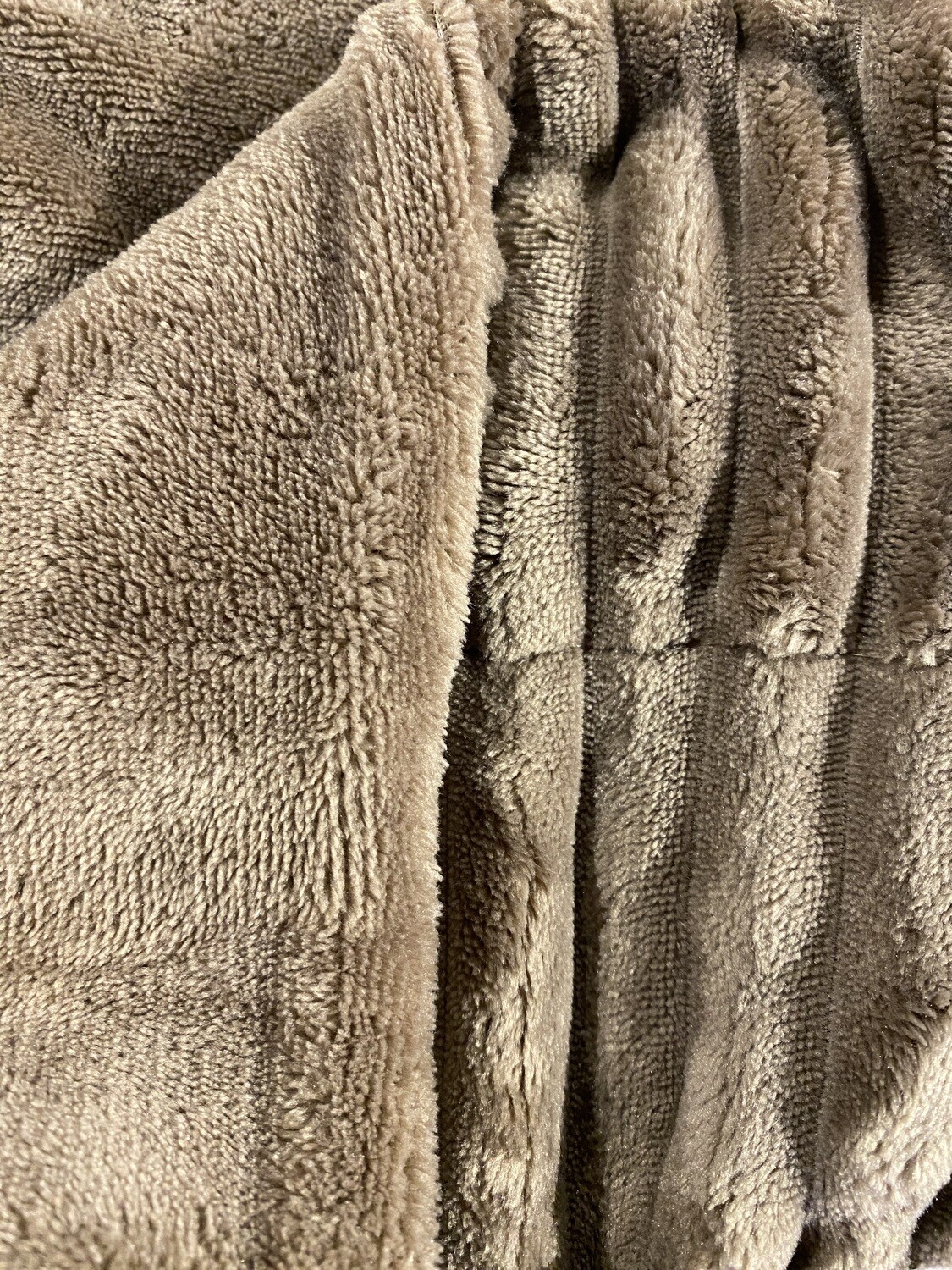 Dekentje taupe 150x200