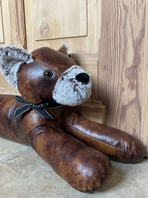 Antique tochtkat