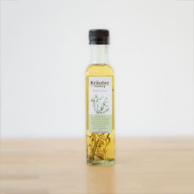 Kräuteressig „Kräuter-Essenz“