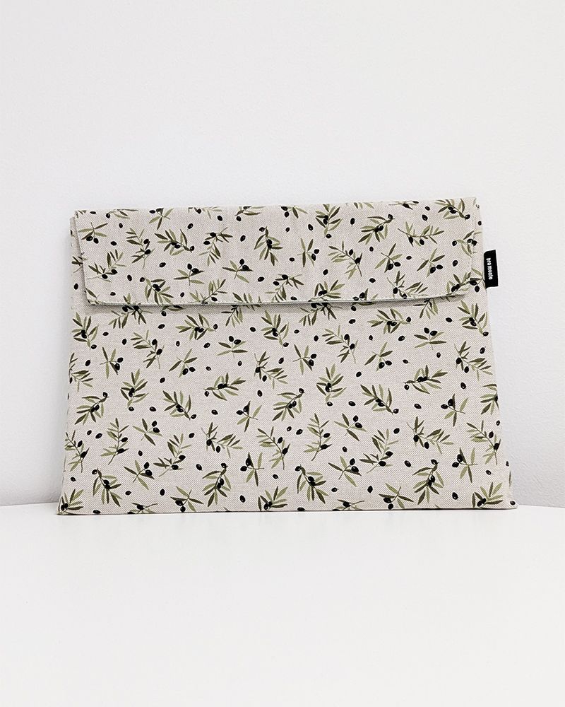 Einzelstück – Laptophülle 13 Zoll – Oliven Einzelstück – Laptophülle 13 Zoll – Oliven