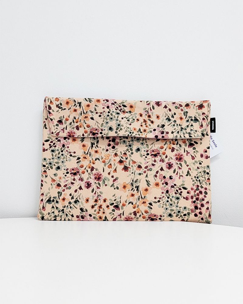 Einzelstück – Laptophülle 13 Zoll – Blümchen