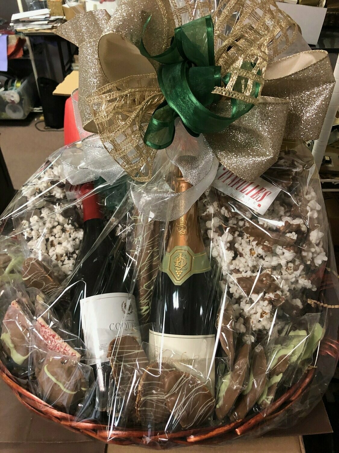 Anniversary cheap gift baskets