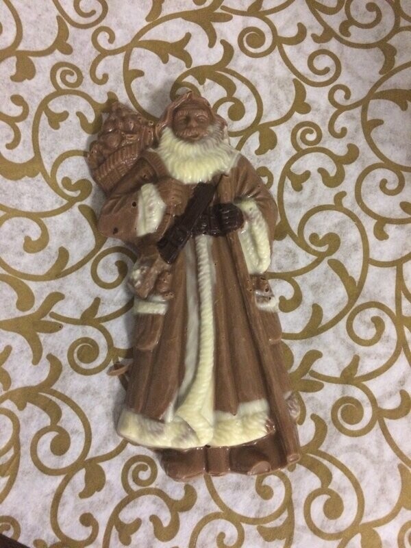 Gourmet Milk Chocolate Flat Kris Kringle in Robe