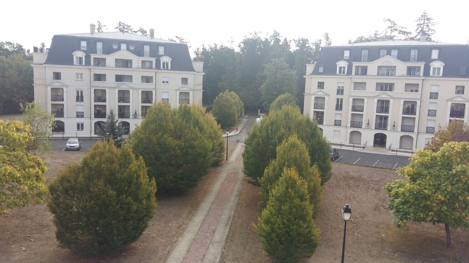1 Residence Du Parc De La Mairie Dammarie Les Lys