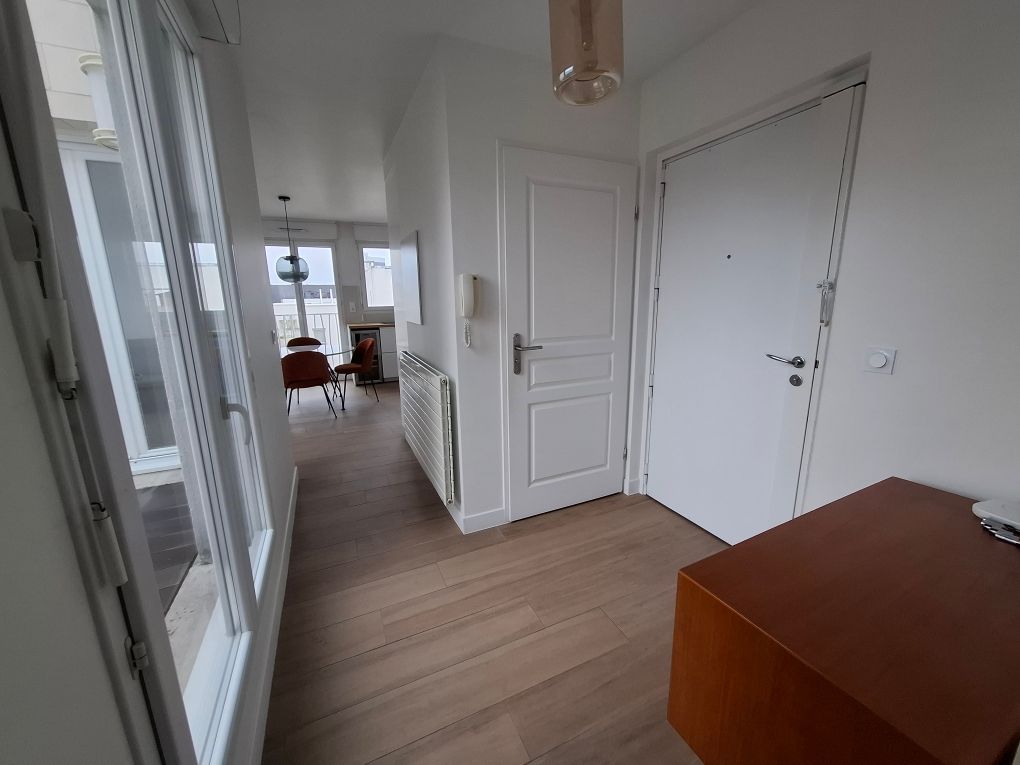 GENEVILLIERS F3 MEUBLE